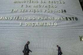 Ministério da Gestão abre processo seletivo para servidores públicos