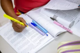 Seduc prorroga inscrição em vagas do curso de francês para estudantes